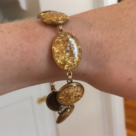 Gold Leaf in resin bracelet - Picture 6 of 7